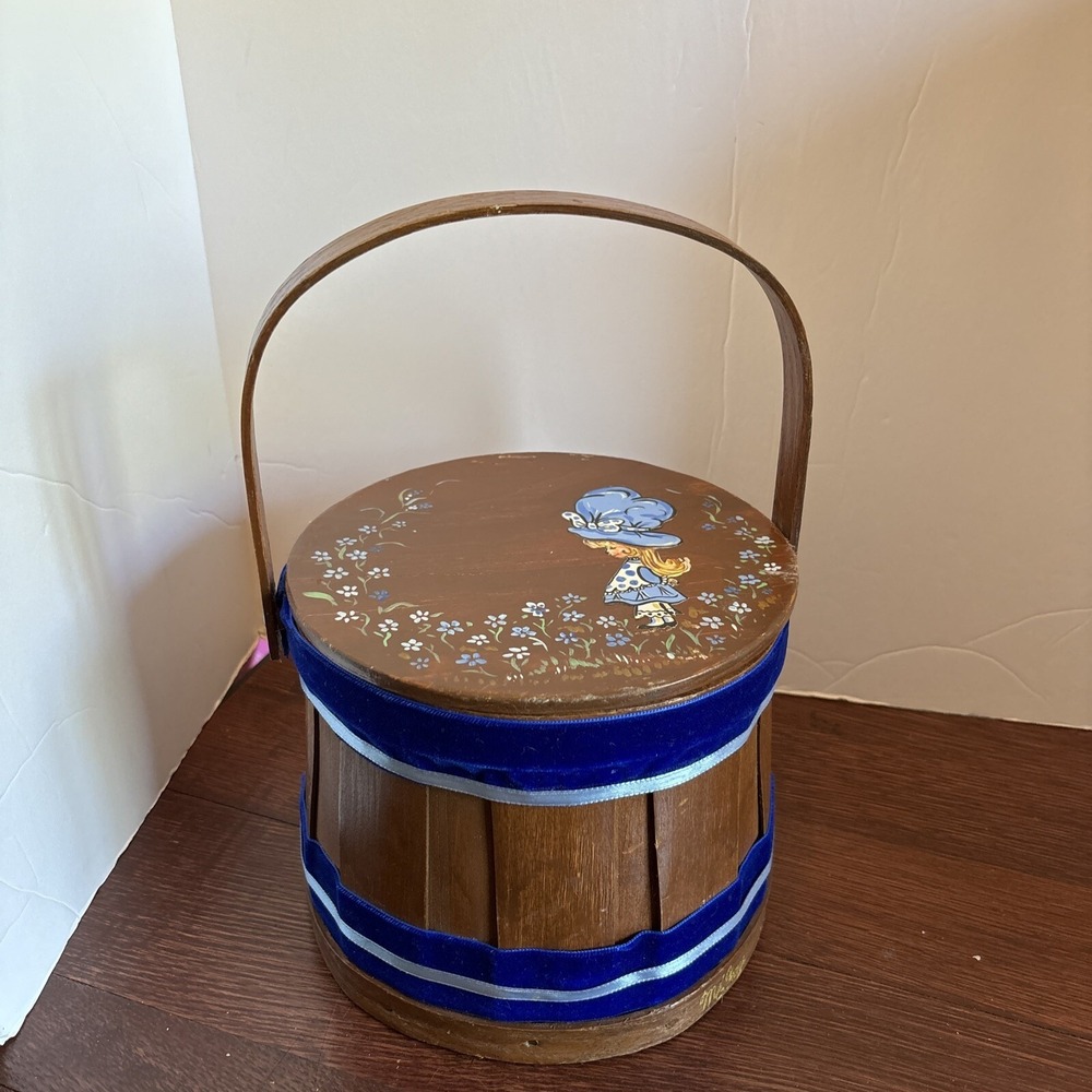 Wooden Basket Purse Basketville Putney VT Hand Painted Lid Lined. Vintage 1970s